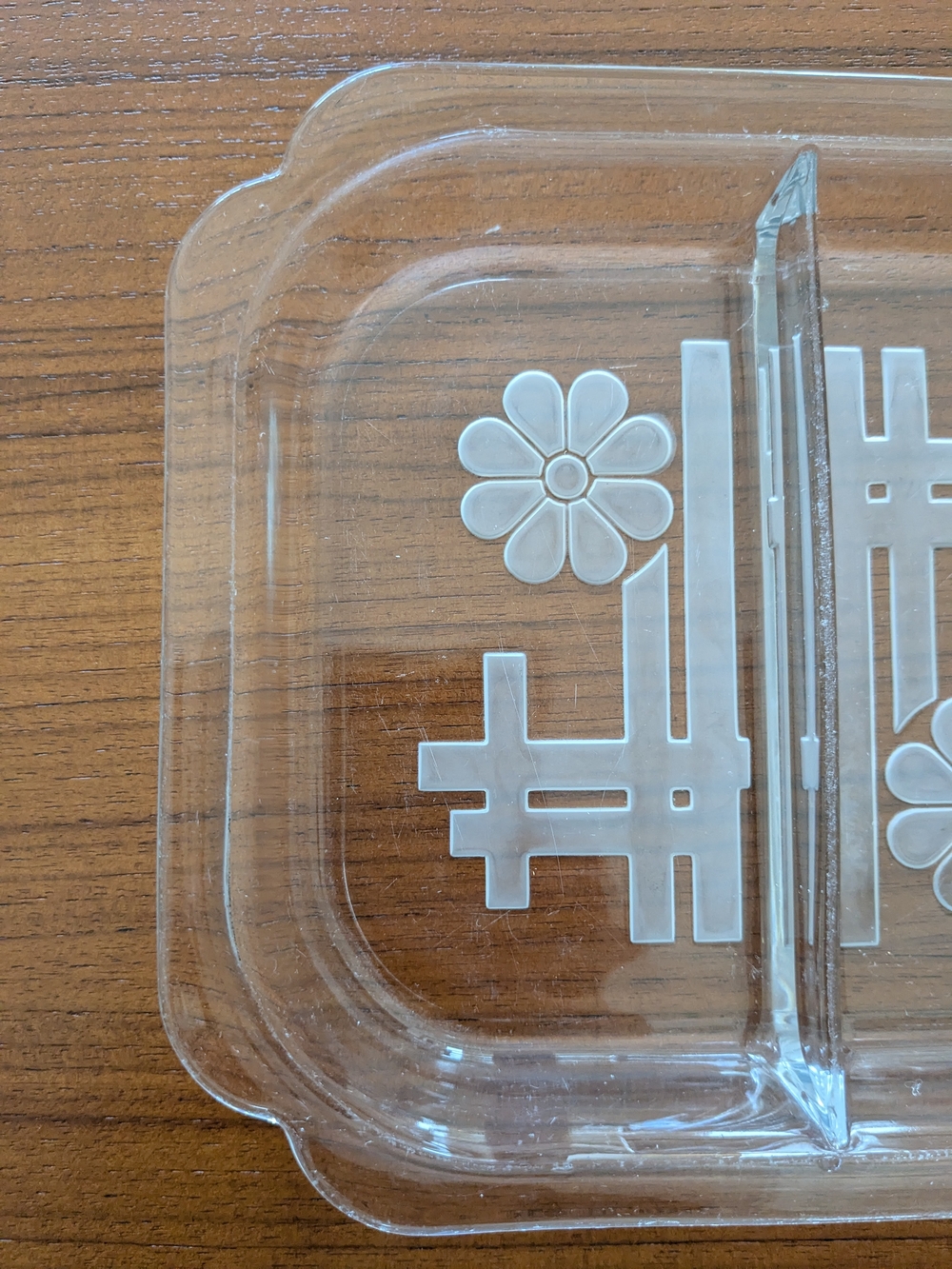 Sweet Vintage Daisey Duncan Glass Divided Snack/Nut/Relish Tray